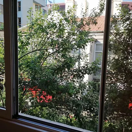 Cozy Studio Downtown Varna